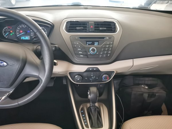 Ford Escort 2015, 104200 км, за 5110 USD - фото 14