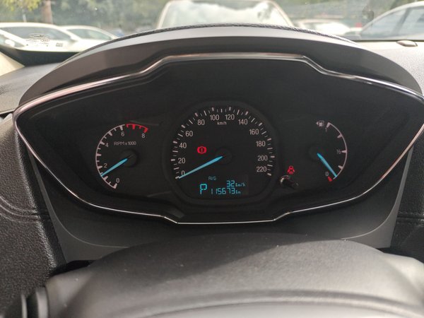 Ford Escort 2015, 115600 км, за 5467 USD - фото 15