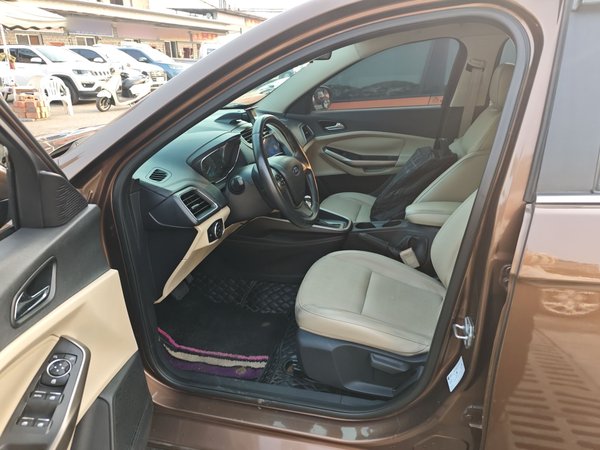 Ford Escort 2015, 92800 км, за 4959 USD - фото 18