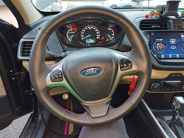 Ford Escort 2015, 105700 км, за 4522 USD - фото 14
