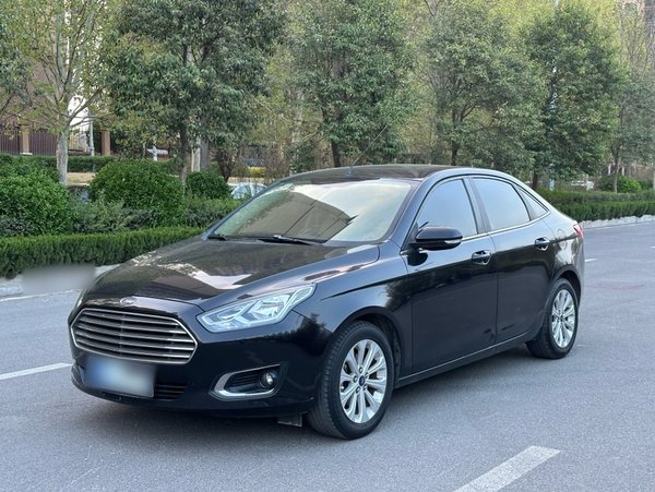 Ford Escort 2015 1.5L Automatic Fashion Model