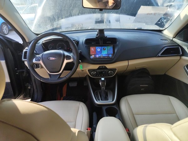 Ford Escort 2015, 160800 км, за 5209 USD - фото 17