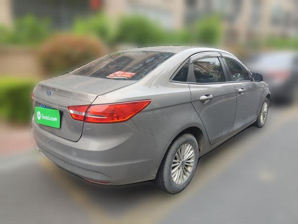 Ford Escort 2015, 96700 км, за 3247 USD - фото 6