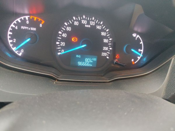 Ford Escort 2015, 96700 км, за 3247 USD - фото 13