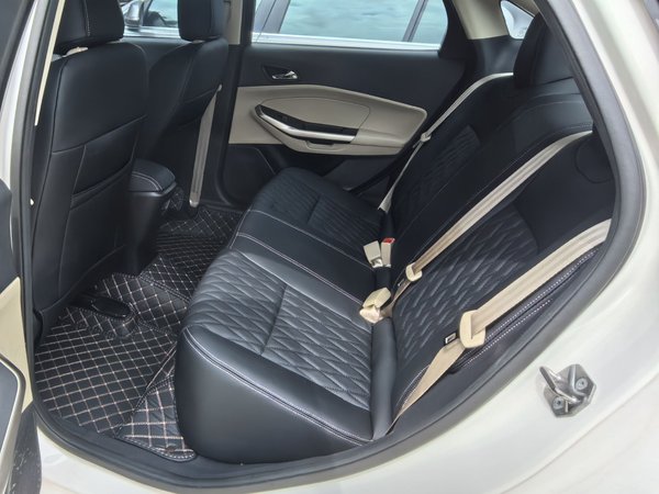 Ford Escort 2015, 109900 км, за 5209 USD - фото 22