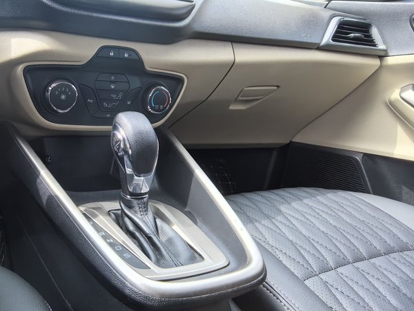 Ford Escort 2015, 109900 км, за 5209 USD - фото 25