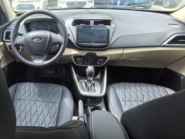 Ford Escort 2015, 109900 км, за 5209 USD - фото 23