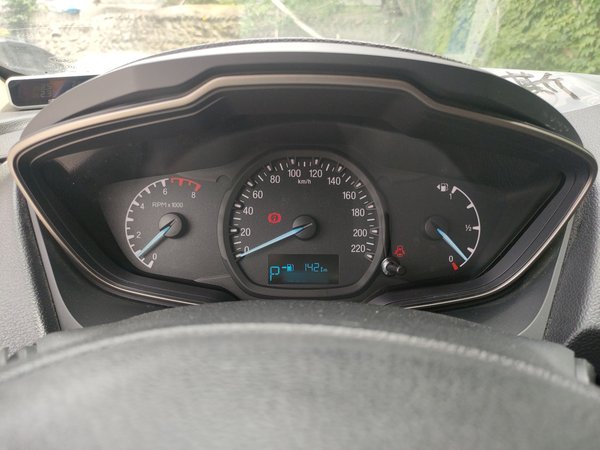 Ford Escort 2015, 109900 км, за 5209 USD - фото 13
