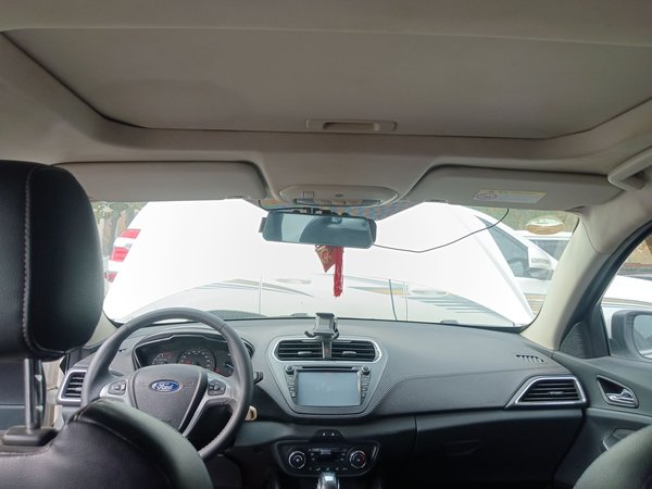 Ford Escort 2015, 110300 км, за 4801 USD - фото 21