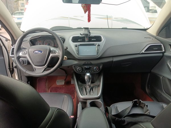 Ford Escort 2015, 110300 км, за 4801 USD - фото 13