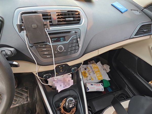 Ford Escort 2015, 123600 км, за 3020 USD - фото 14