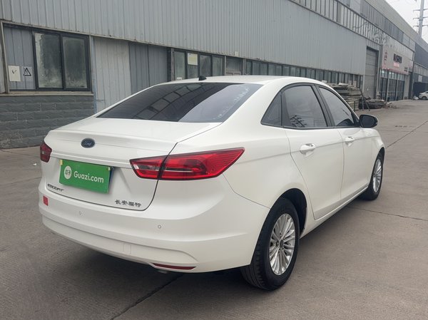 Ford Escort 2015, 126300 км, за 4517 USD - фото 6