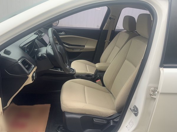 Ford Escort 2015, 126300 км, за 4517 USD - фото 23