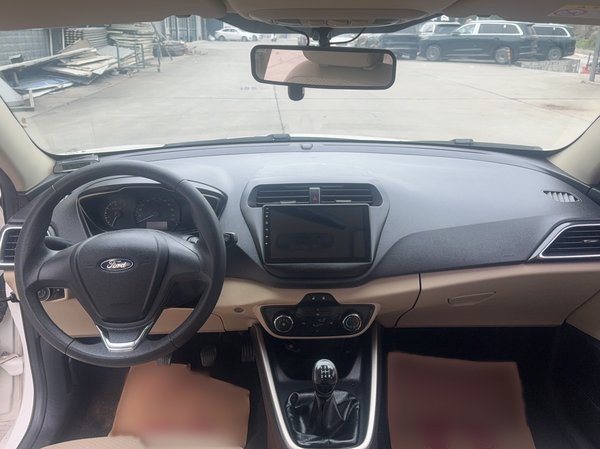 Ford Escort 2015, 126300 км, за 4517 USD - фото 25