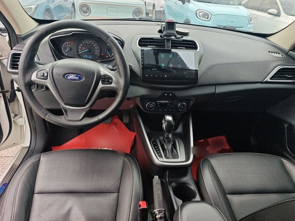 Ford Escort 2015, 127700 км, за 5320 USD - фото 13