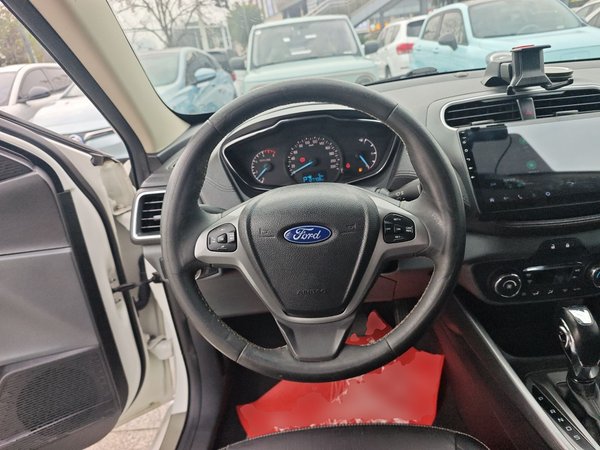 Ford Escort 2015, 127700 км, за 5320 USD - фото 14