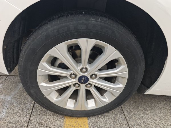 Ford Escort 2015, 127700 км, за 5320 USD - фото 10