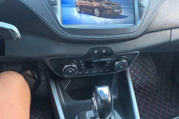 Ford Escort 2015, 134500 км, за 5645 USD - фото 15