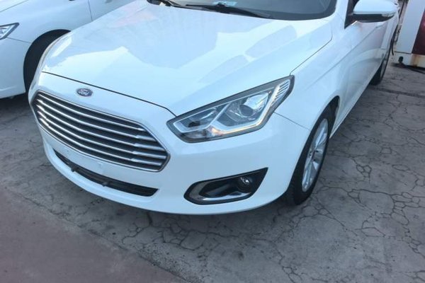 Ford Escort 2015, 134500 км, за 5645 USD - фото 8
