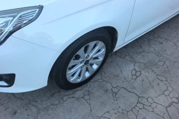 Ford Escort 2015, 134500 км, за 5645 USD - фото 10