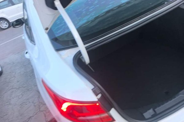 Ford Escort 2015, 134500 км, за 5645 USD