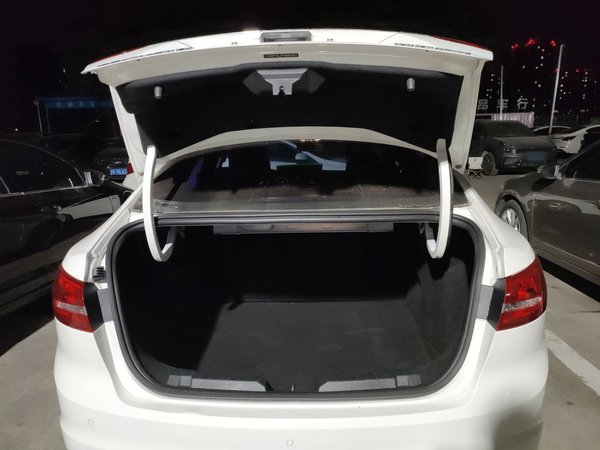 Ford Escort 2015, 148100 км, за 5626 USD - фото 18