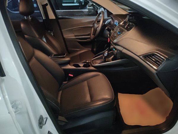 Ford Escort 2015, 148100 км, за 5626 USD - фото 23