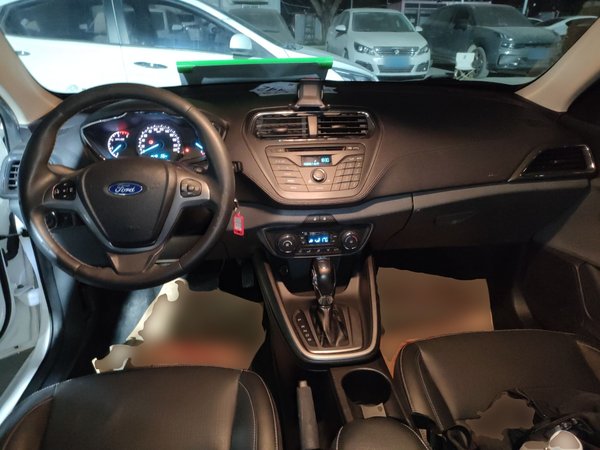 Ford Escort 2015, 148100 км, за 5626 USD - фото 20