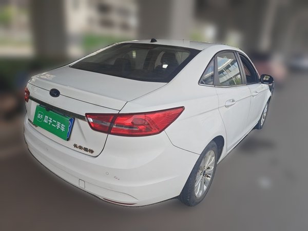 Ford Escort 2015, 148500 км, за 4880 USD - фото 6