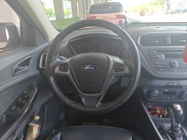 Ford Escort 2015, 148500 км, за 4880 USD - фото 9