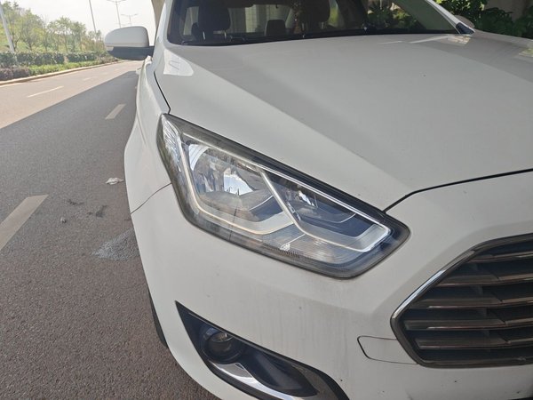 Ford Escort 2015, 148500 км, за 4880 USD - фото 7