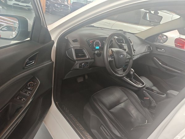 Ford Escort 2015, 159500 км, за 3962 USD - фото 19