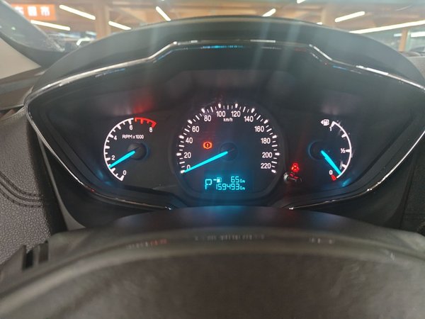 Ford Escort 2015, 159500 км, за 3962 USD - фото 15