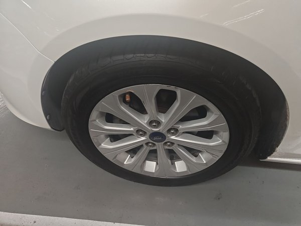 Ford Escort 2015, 159500 км, за 3962 USD - фото 8