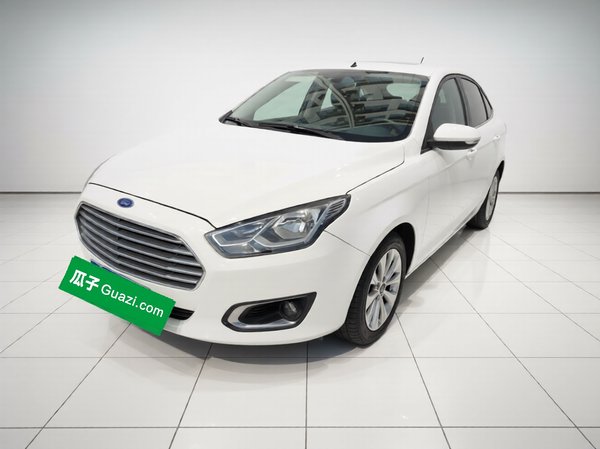 Ford Escort · 2015 год