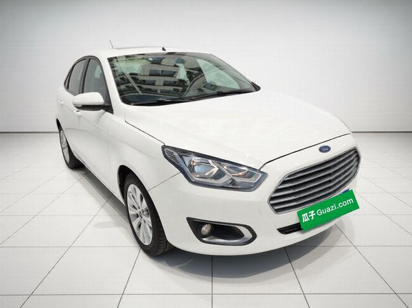 Ford Escort 2015, 185500 км, за 5235 USD