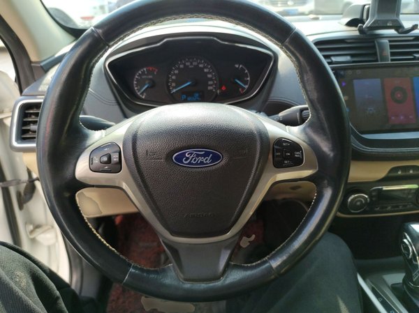 Ford Escort 2015, 185500 км, за 5235 USD - фото 12