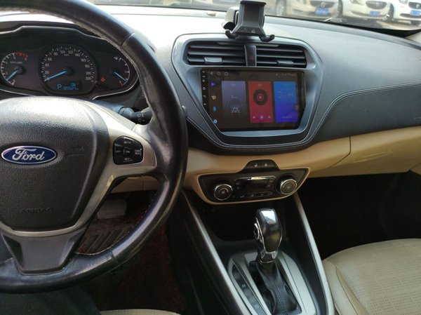 Ford Escort 2015, 185500 км, за 5235 USD - фото 20