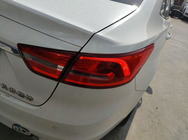 Ford Escort 2015, 185500 км, за 5235 USD - фото 8