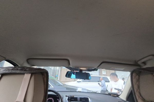 Ford Escort 2015, 71000 км, за 3300 USD - фото 18