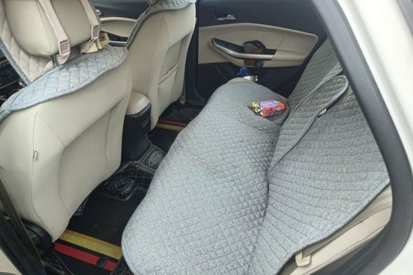 Ford Escort 2015, 71000 км, за 3300 USD - фото 17