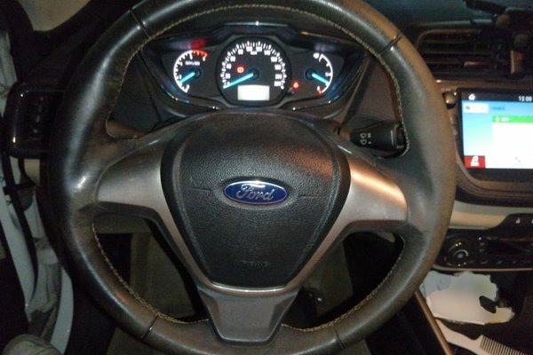 Ford Escort 2015, 74300 км, за 4378 USD - фото 7