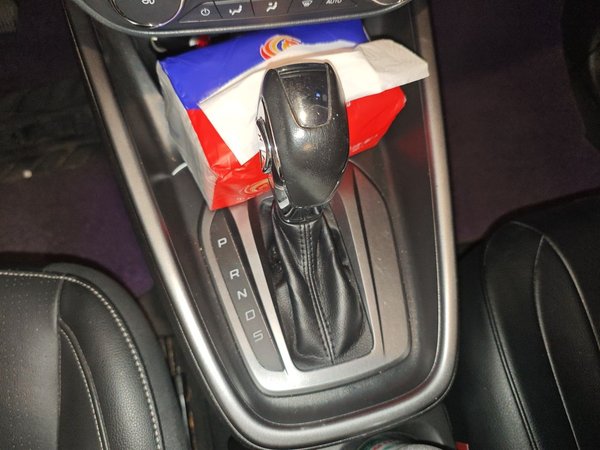 Ford Escort 2015, 88200 км, за 3778 USD - фото 15