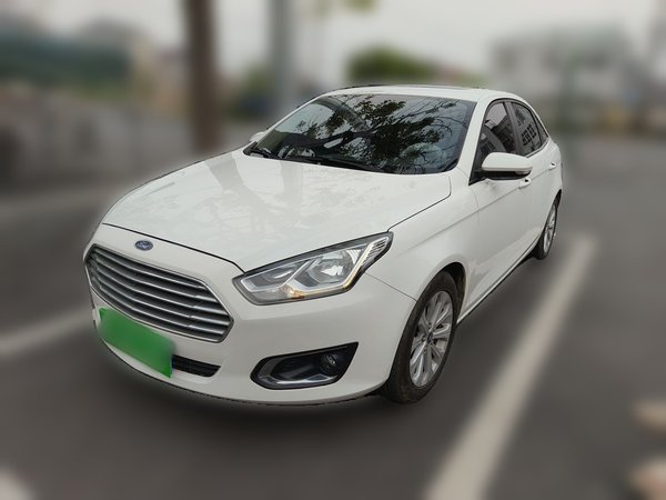 Ford Escort · 2015 год