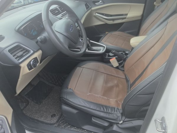 Ford Escort 2017, 101100 км, за 5508 USD - фото 18
