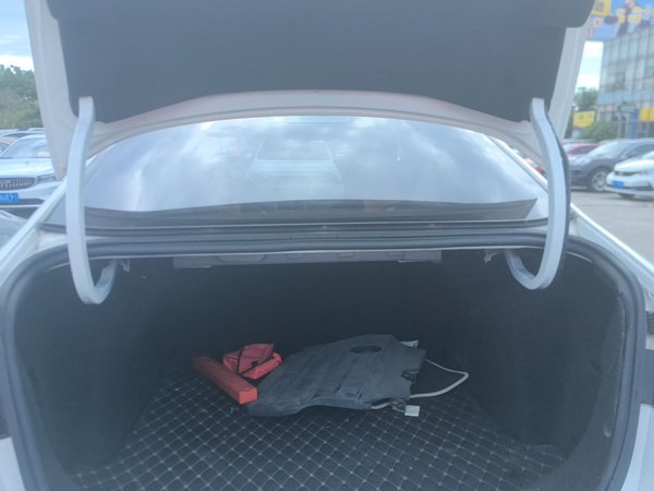 Ford Escort 2017, 101100 км, за 5508 USD - фото 22