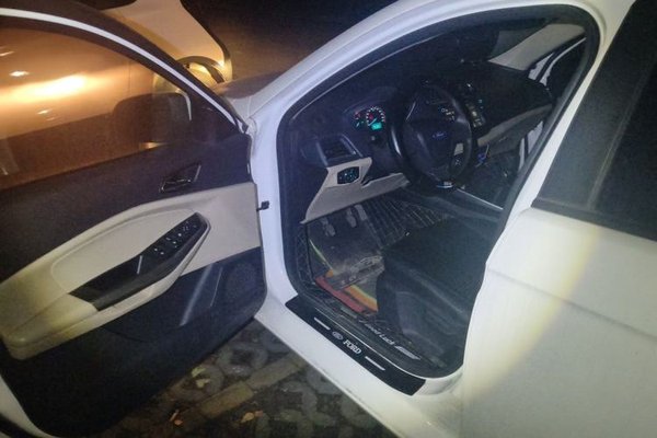 Ford Escort 2017, 110100 км, за 4789 USD - фото 13