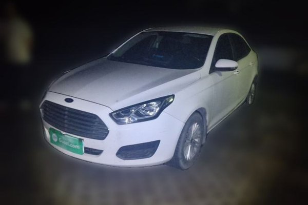 Ford Escort · 2017 год
