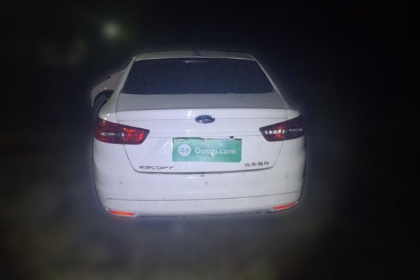 Ford Escort 2017, 110100 км, за 4789 USD