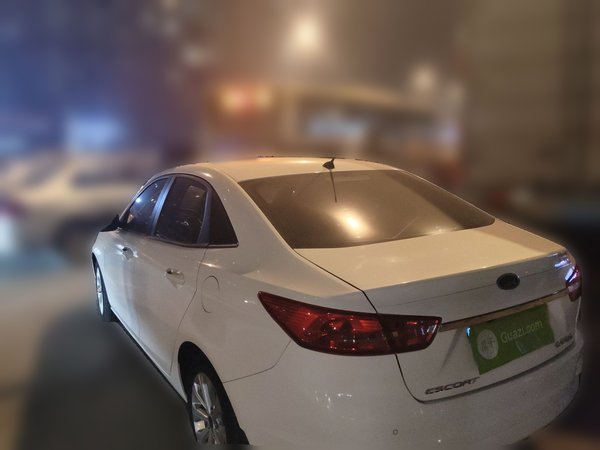 Ford Escort 2017, 125100 км, за 3482 USD - фото 7